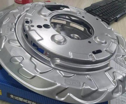 【兆恒機(jī)械】沖壓模具拉伸、成型、沖孔材料使用禁忌及折彎工藝細(xì)節(jié)處理