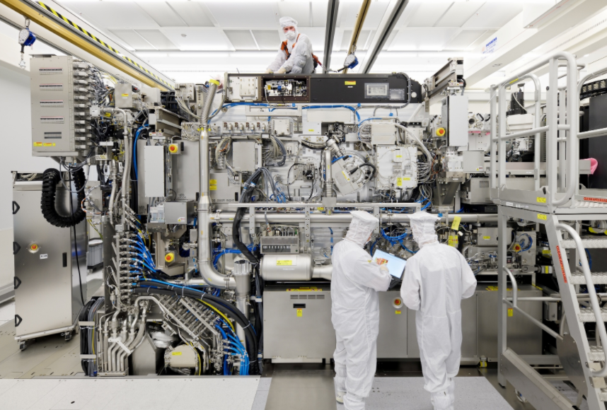 【兆恒機(jī)械】光刻機(jī)是干什么用的，工作原理是什么？